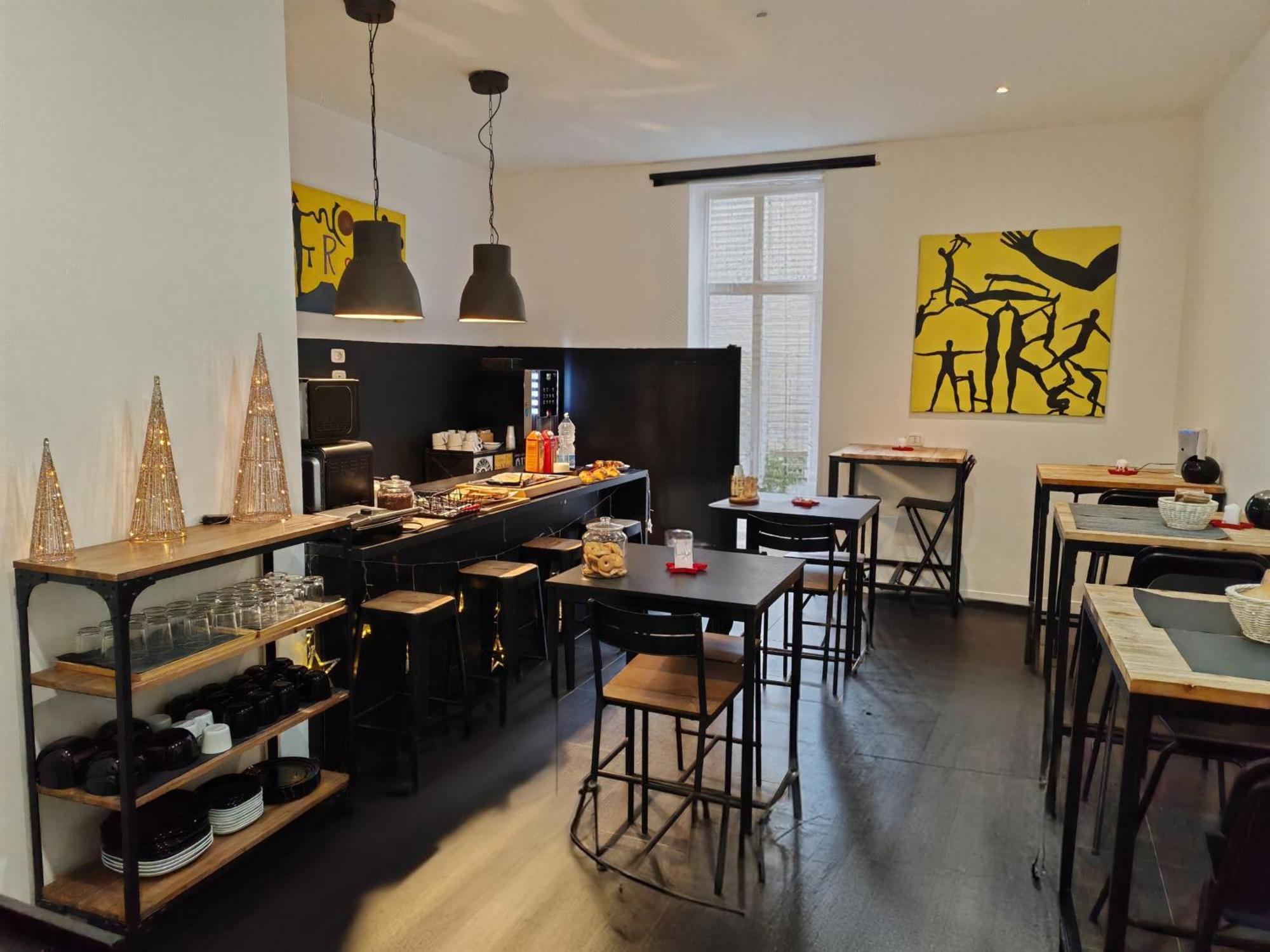 Hotel Art Street 3*